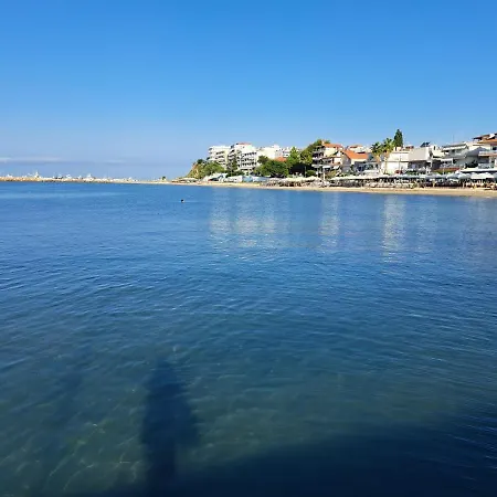 Pi Luxury Nea Kallikrateia