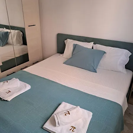 Pi Luxury Nea Kallikrateia